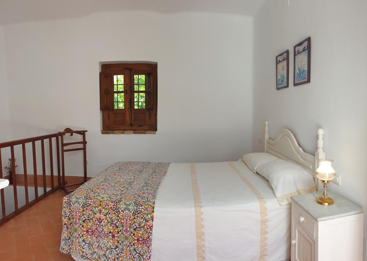 קורדובה Apartamentos Turisticos Rurales Dos Fuentes מראה חיצוני תמונה